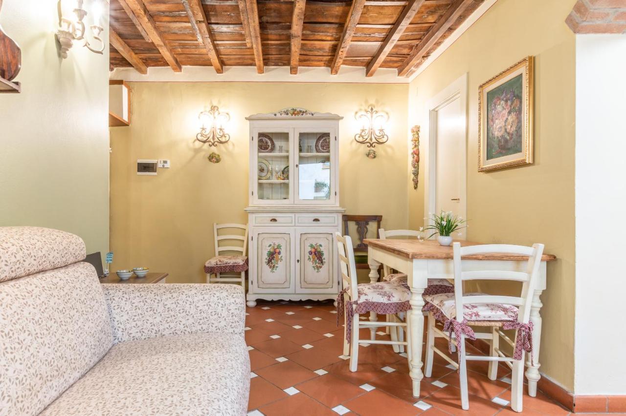 Apartment Romantic