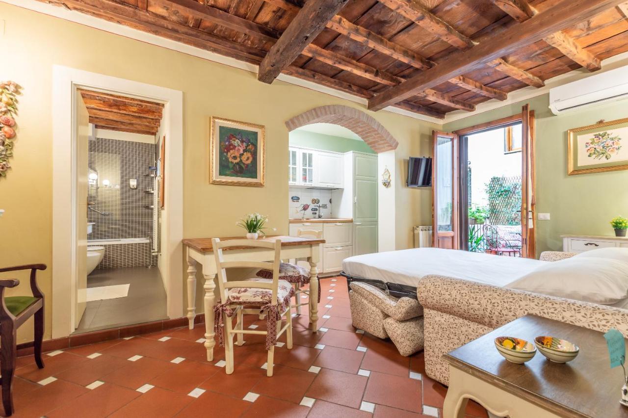 Romantic Apartment Florence